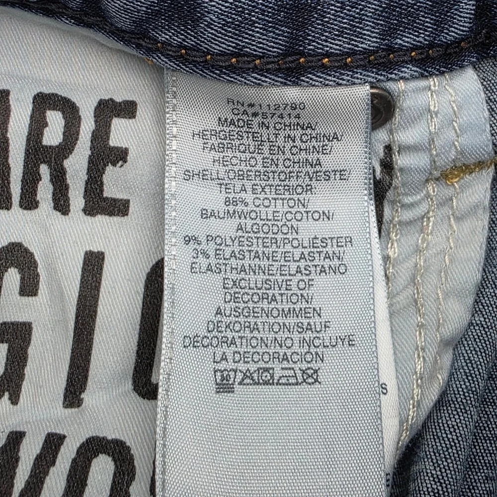 True Religion Geno Relaxed Slim‎ Jeans Mens 31x32 Blue Distressed Flap Pocket